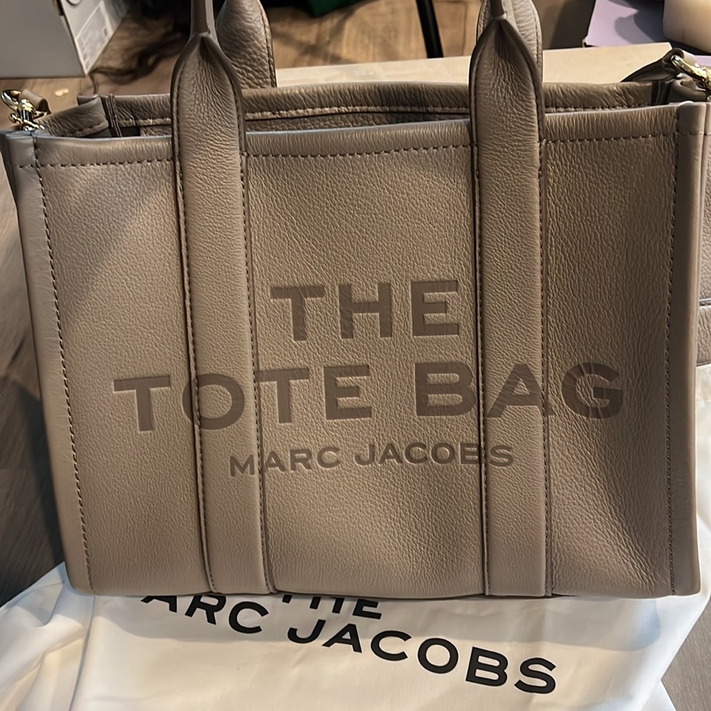 March Jacobs “The Tote Bag” Small
